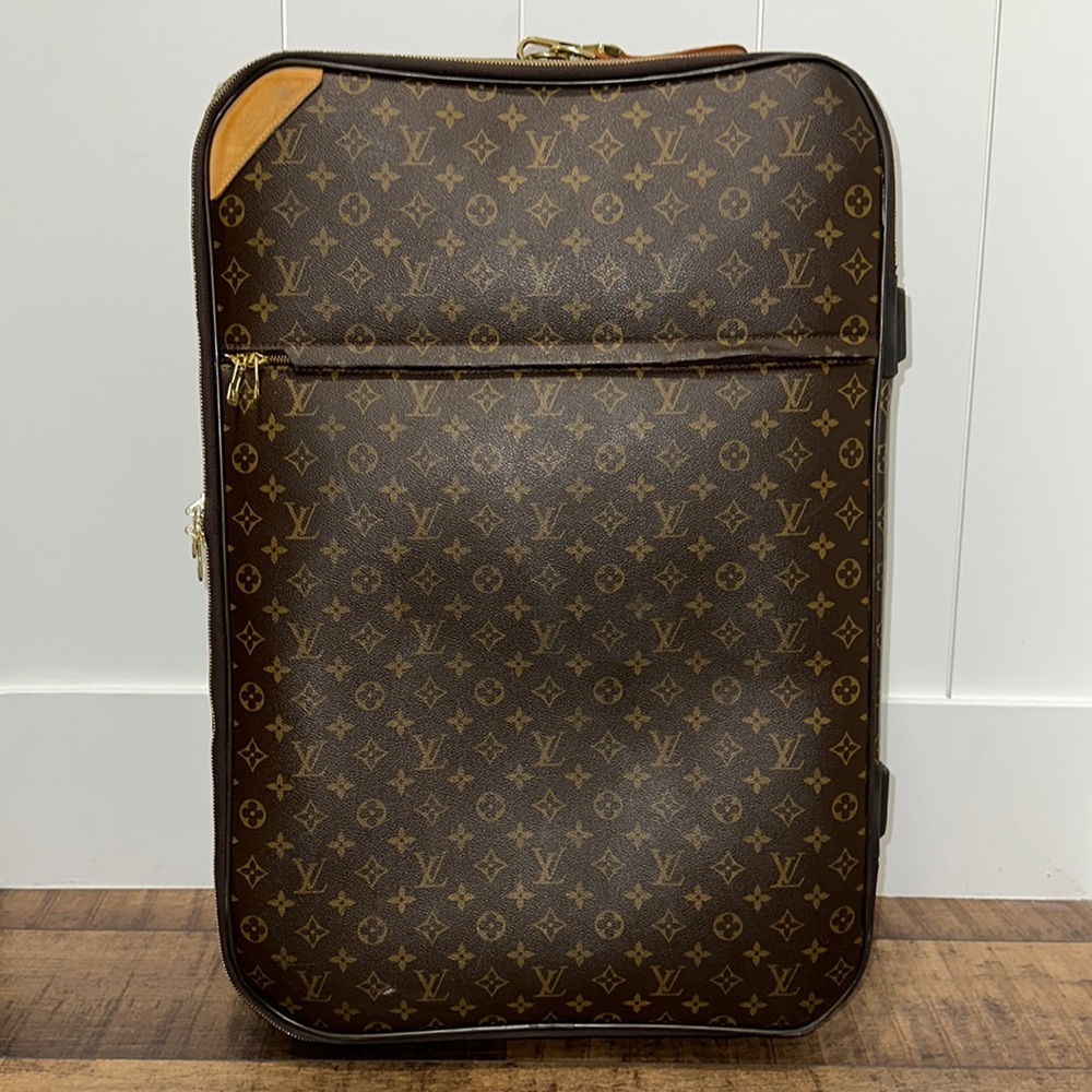 Louis Vuitton Monogram pegase 70 rolling suitcase